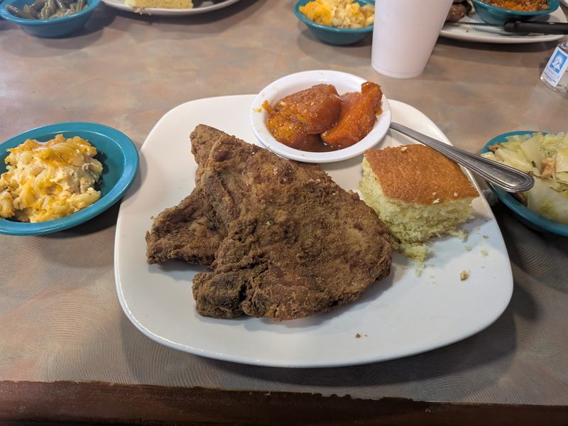Mrs. Kitchen Soul Food Restaurant food